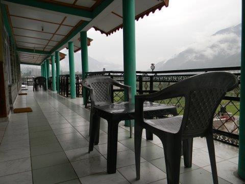 Hotel Him Parvat Manāli Zewnętrze zdjęcie